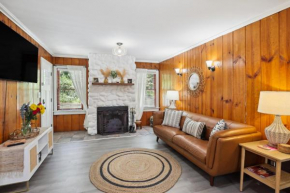 Twin Peaks Vacation Rental with Hot Tub!